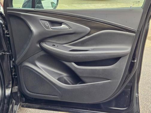 2020 Buick Envision FWD Essence