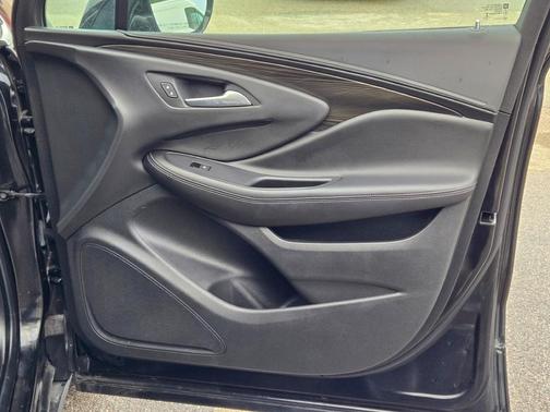 2020 Buick Envision FWD Essence