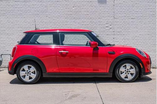 2022 MINI Hardtop Cooper