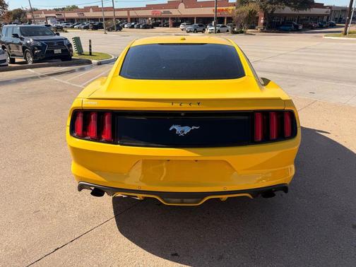 2016 Ford Mustang EcoBoost Premium