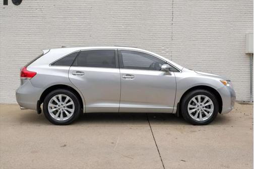 2015 Toyota Venza LE