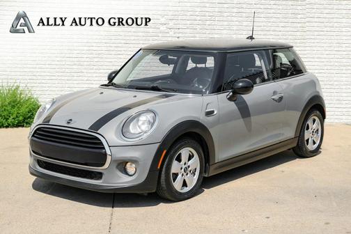 2016 MINI Hardtop Cooper
