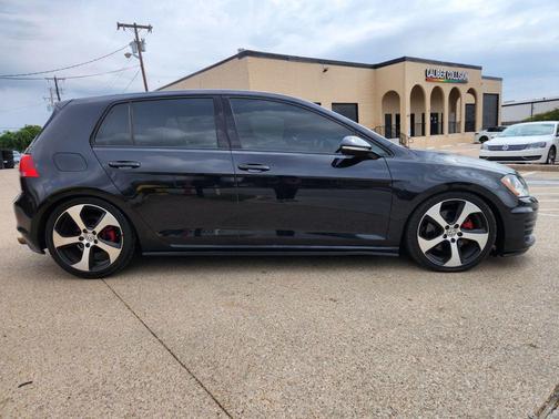 2017 Volkswagen Golf GTI 2.0T S 4-Door