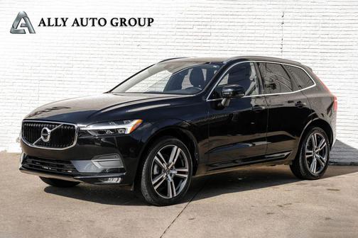 2021 Volvo XC60 T5 Momentum