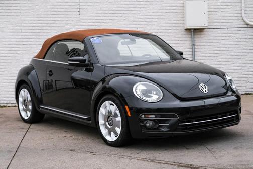 2019 Volkswagen Beetle 2.0T SE