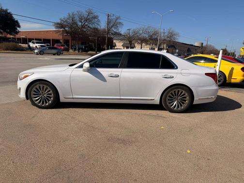 2018 Genesis G90 Premium