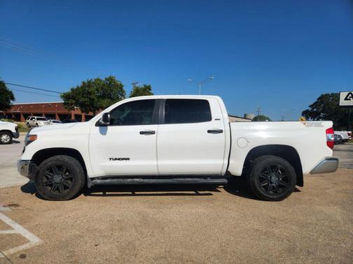 2019 Toyota Tundra SR5