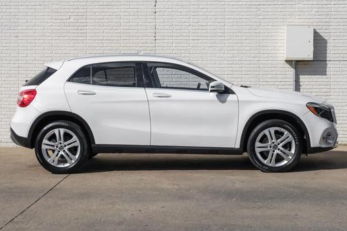 2018 Mercedes-Benz GLA 250 Base