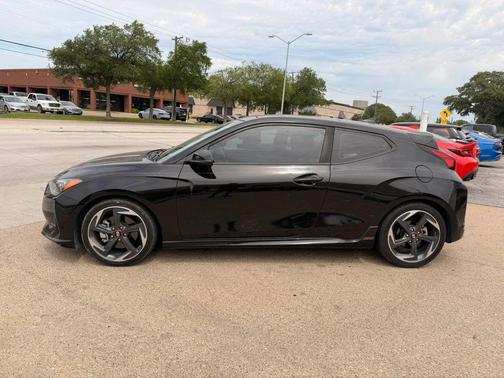 Black 2020 Hyundai Veloster Base