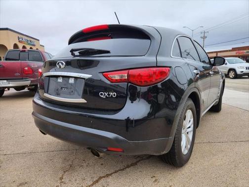 2017 INFINITI QX70 Base