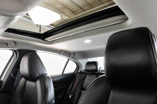 2021 Mazda Mazda3 FWD w/Premium Package