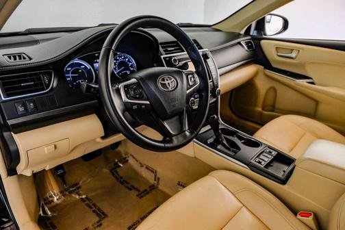 2015 Toyota Camry Hybrid XLE