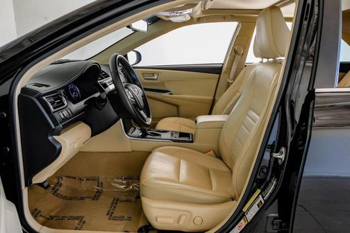 2015 Toyota Camry Hybrid XLE