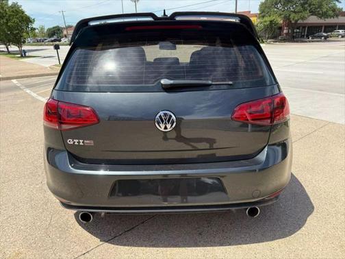 2016 Volkswagen Golf GTI 2.0T SE 2-Door