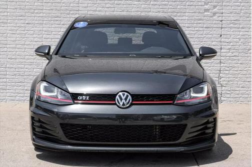 2016 Volkswagen Golf GTI 2.0T SE 2-Door