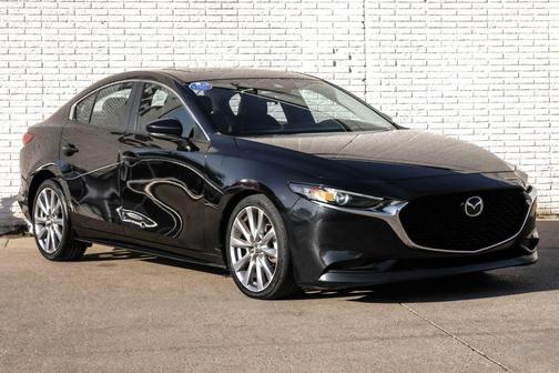 2022 Mazda Mazda3 FWD w/Preferred Package