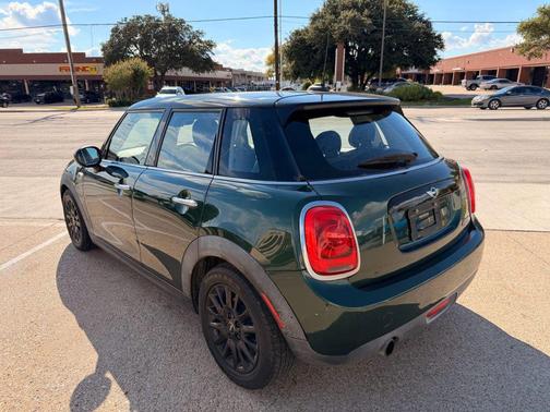 2017 MINI Hardtop Cooper