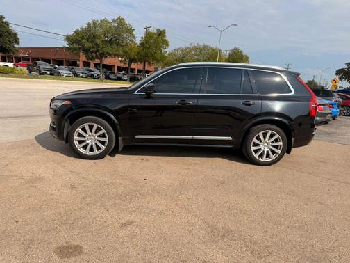 Black 2017 Volvo XC90 T6 Inscription