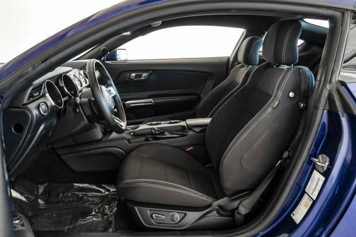 2015 Ford Mustang V6