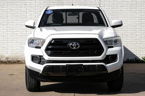 2017 Toyota Tacoma SR