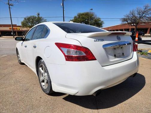 2010 Nissan Maxima SV