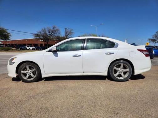 2010 Nissan Maxima SV