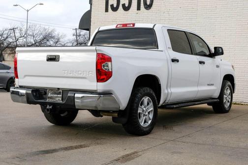 2018 Toyota Tundra SR5