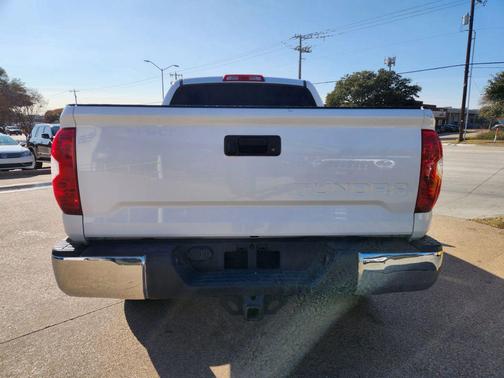 2018 Toyota Tundra SR5