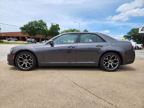 2016 Chrysler 300 S