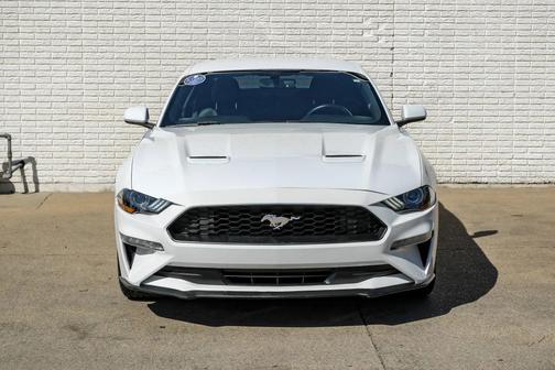 2020 Ford Mustang EcoBoost