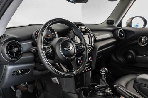 2016 MINI Hardtop Cooper