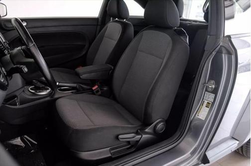 2018 Volkswagen Beetle 2.0T S