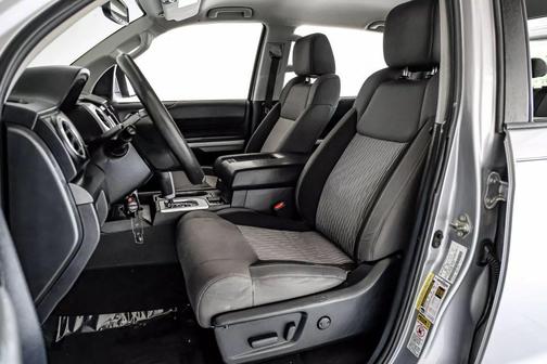 2016 Toyota Tundra SR5