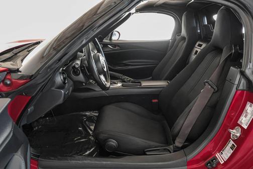 2016 Mazda MX-5 Miata Sport