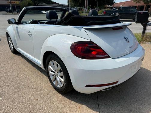 2018 Volkswagen Beetle 2.0T S