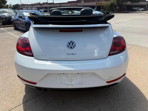 2018 Volkswagen Beetle 2.0T S