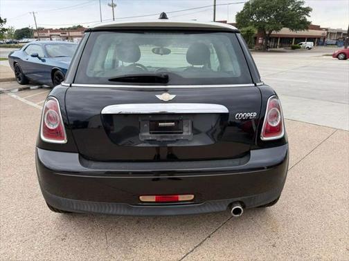 2011 MINI Cooper Cooper Hatchback 2D