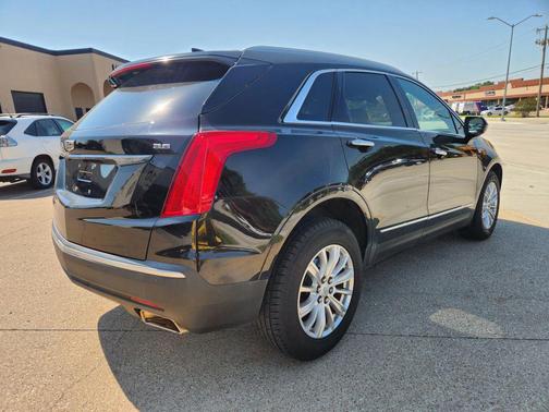 2017 Cadillac XT5 Base