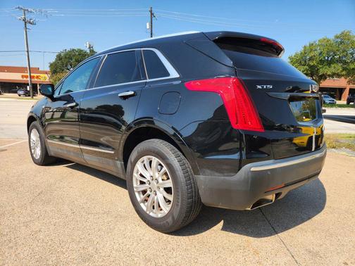 2017 Cadillac XT5 Base