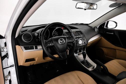 2011 Mazda Mazda3 i Touring