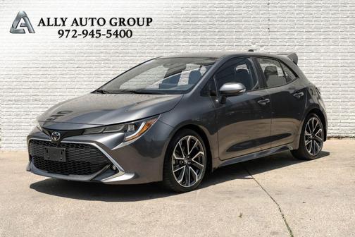 Gray 2022 Toyota Corolla XSE