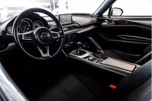 2016 Mazda MX-5 Miata Club