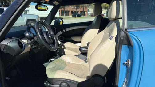 2013 MINI Convertible Cooper