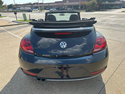 2019 Volkswagen Beetle 2.0T S