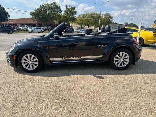 2019 Volkswagen Beetle 2.0T S