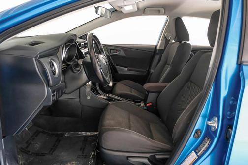 2016 Scion iM Hatchback 4D