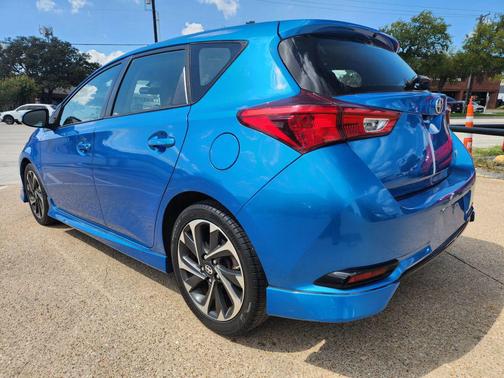2016 Scion iM Hatchback 4D