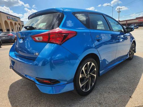 2016 Scion iM Hatchback 4D