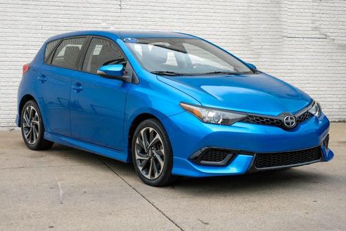 2016 Scion iM Hatchback 4D