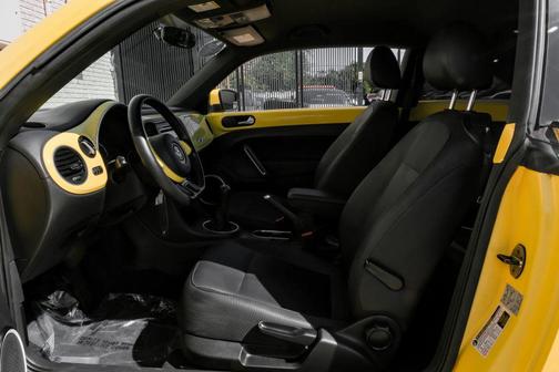 2013 Volkswagen Beetle 2.5L